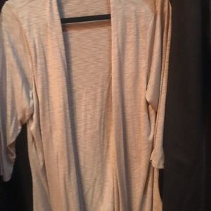 Ellen Tracy tan 3/4 sleeve cardigan. Gently used. Size 1X
